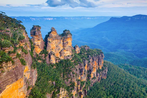 Blue Mountains Three sisters