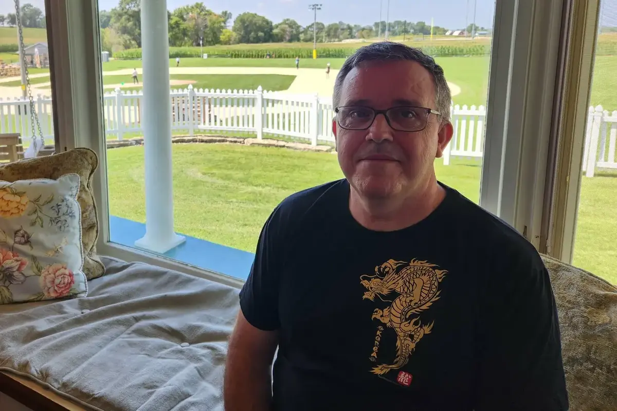 Paul, founder of Roam Wisely Travel, experienced travel planner