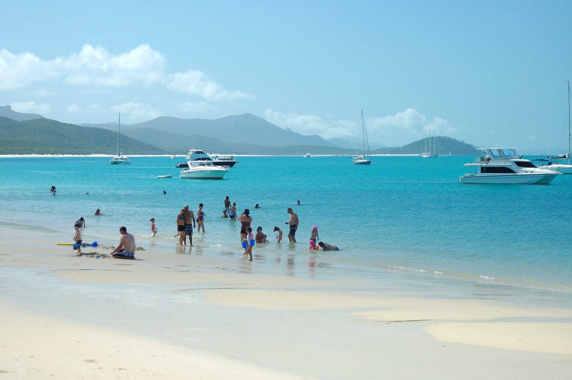 Turquoise water and white sand at Whitehaven Beach in the Whitsunday Islands, Queensland